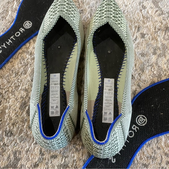 Rothy's Rare Python The Point Retired Flats Back White W7 Size 7 - Picture 4 of 6